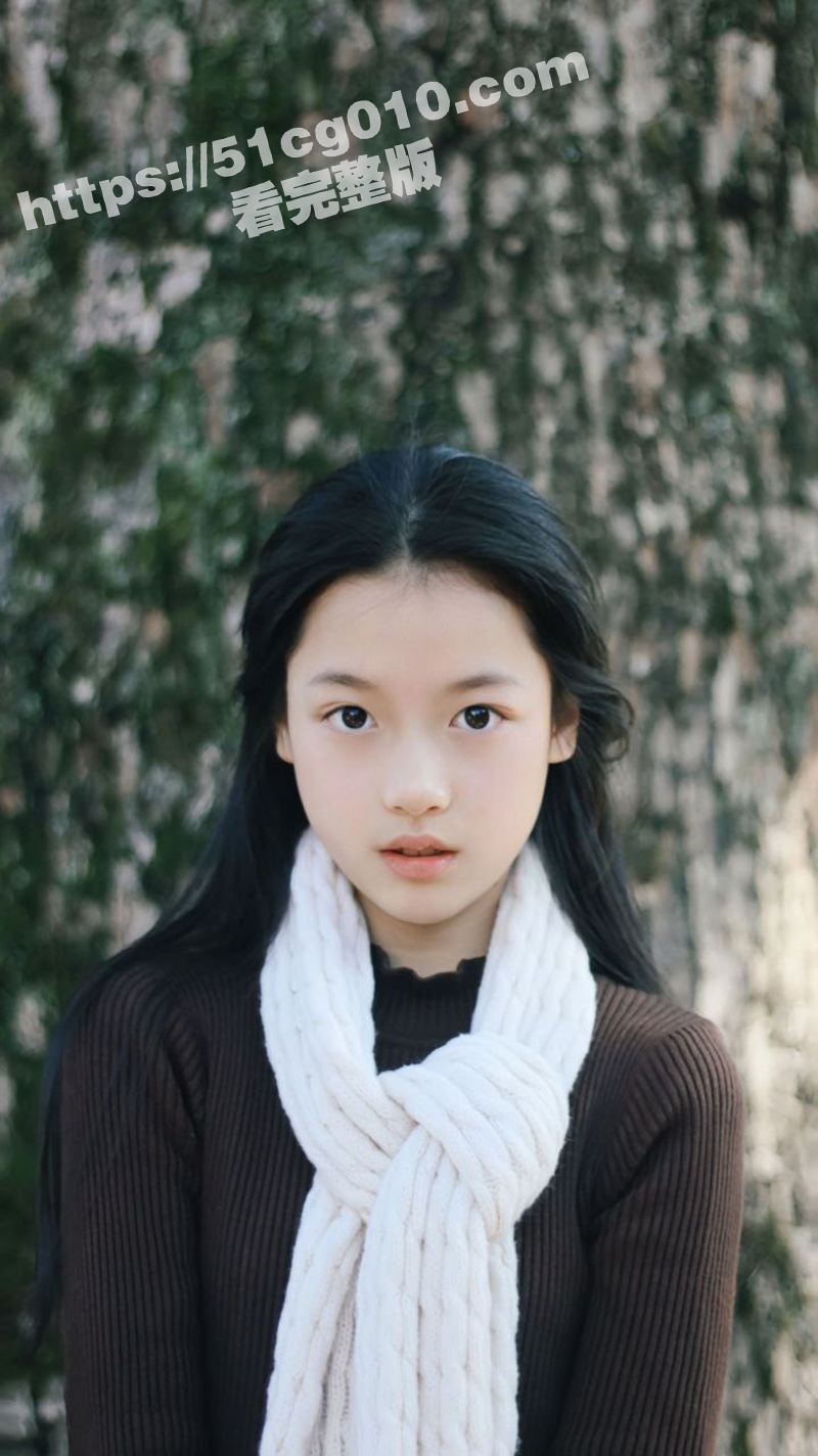 暗恋多年女神竟成别人母狗 私密小视频发给其他男生 看得人心碎了！