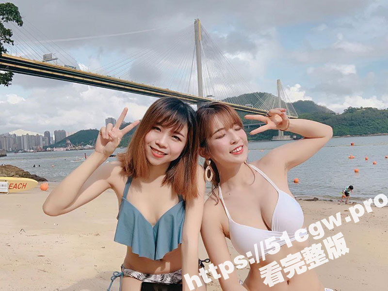 超极品颜值的兔牙妹 性爱与可爱并存 可惜和男友做爱的时候被男友偷拍 分手后还被报复曝光泄密