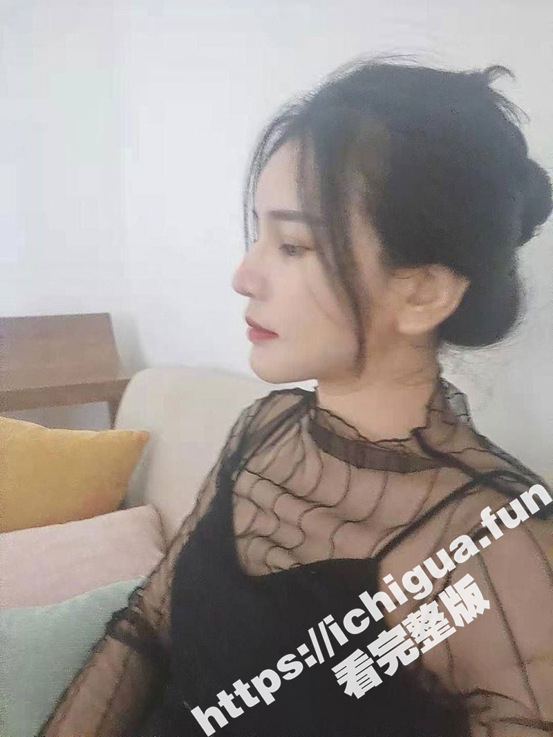抖音同城约的骚逼女销售 苏美娜 正所谓娶妻不娶女销售 面相就性欲高骚气！直接无套内射骚逼黑丝女销售