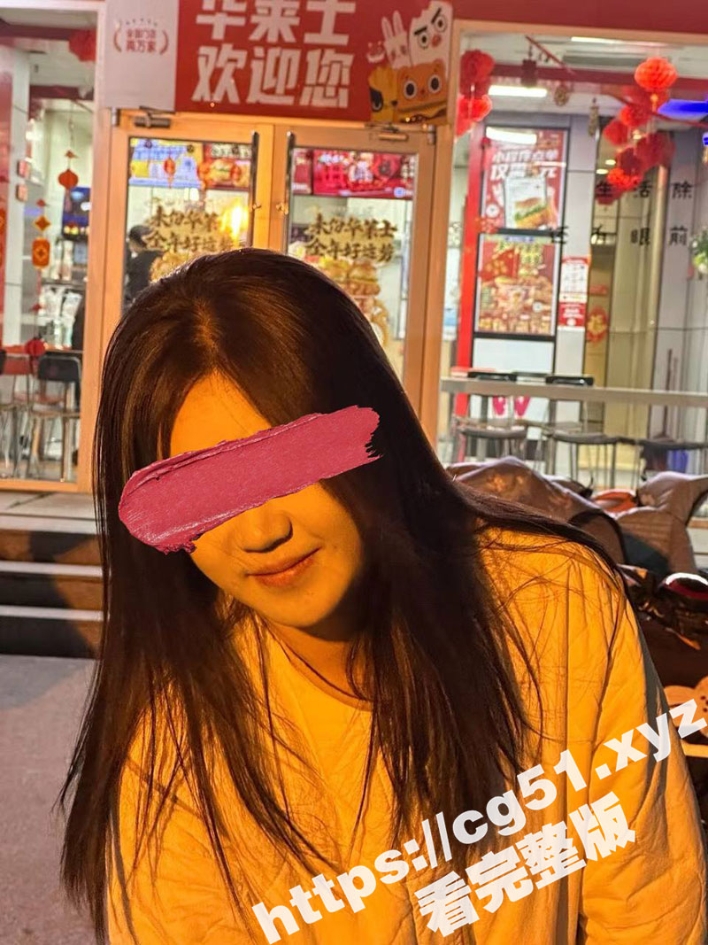 南京师范大学 周子怡 人前清纯可爱的班花 人后却是被粗鸡巴征服怎么玩都行的反差骚母狗 出轨偷情被曝光