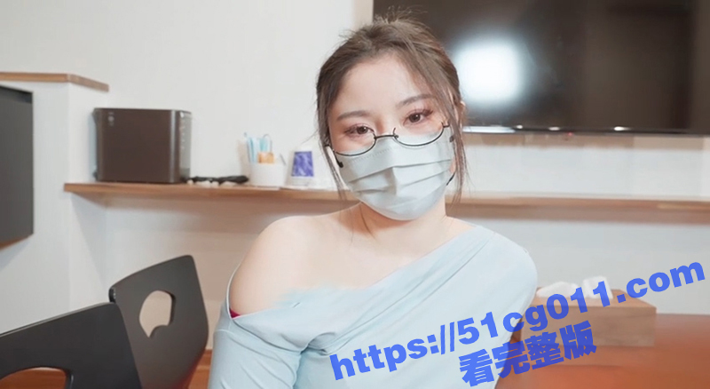台北娜娜 上演家庭教师的诱惑！透明肉丝加华伦天奴勾引高中男生 抬起美腿露出多汁肥鲍让大屌无套内射！