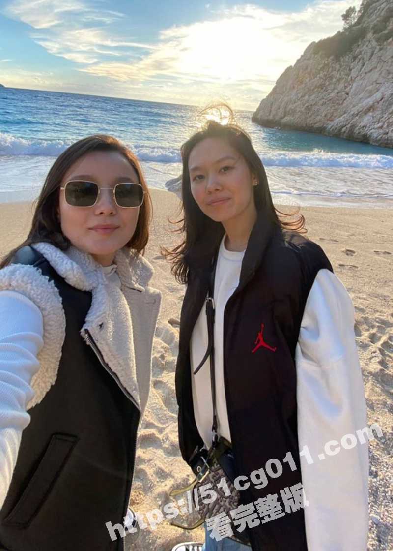 媚外留学生甘愿做洋大人母狗 私拍抽打淫穴和脸 配文“请利用我的洞”太贱了！