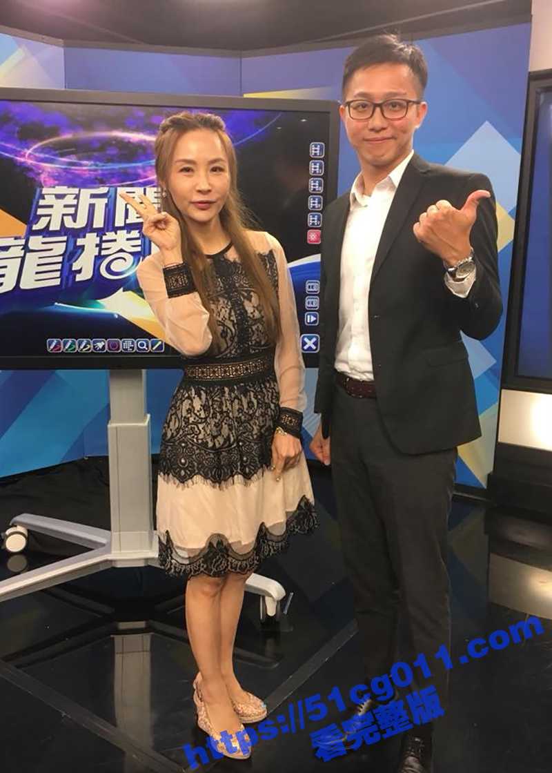 上过电视的反差婊少妇露脸性爱自拍流出 身材修长奶子又圆又大 床上浪叫超骚！