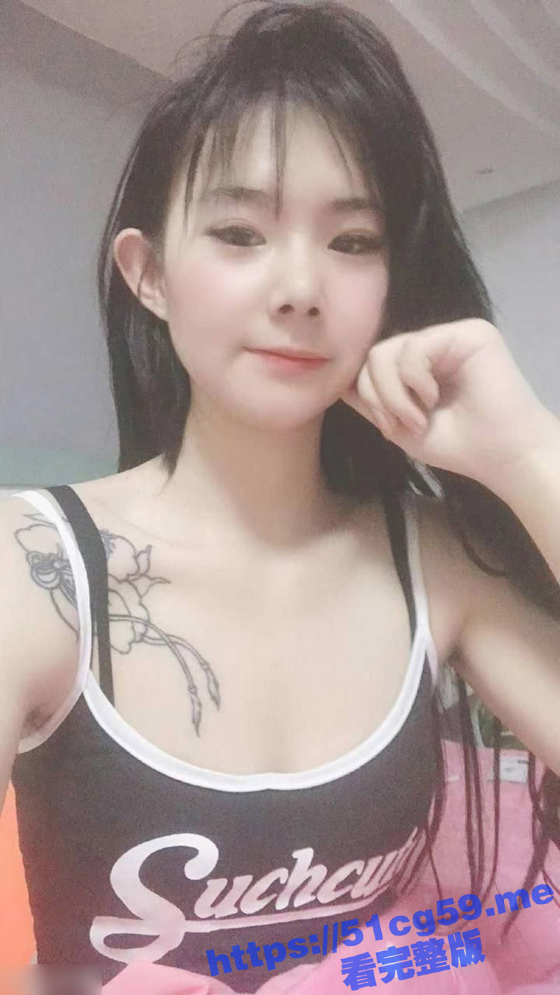 曝光骚逼前女友 青岛四方区如家前台高雯婷 背着我到处做爱 刚分手就住别人家里了 纹身女不能找啊