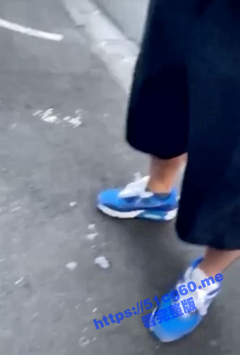605.jpg