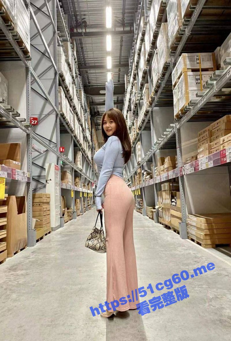 702.jpg