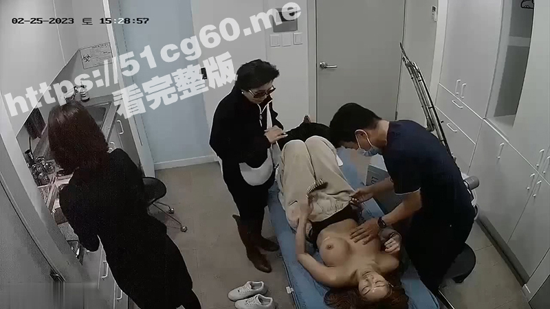 Hongkongdoll香港極品小姐姐Solo視頻震動棒自慰_1.00_05_35_14 拷贝.Still030.jpg