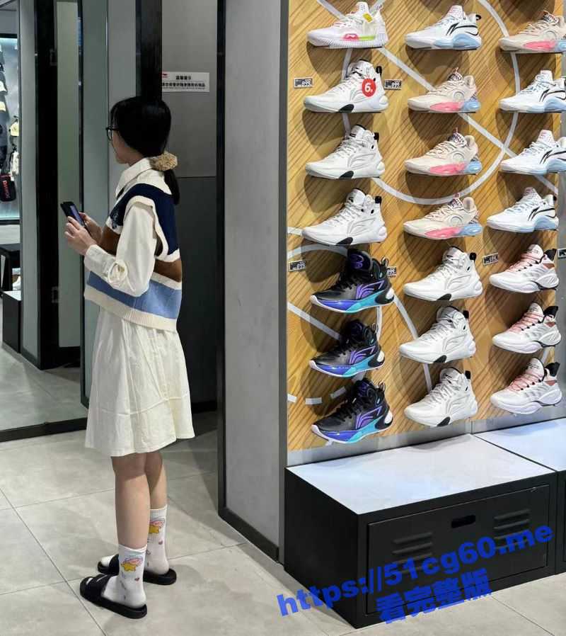 江苏骚逼 刘青晴 天生的妓女 都要结婚了被发现在网上约炮！男友一气之下曝光于众！