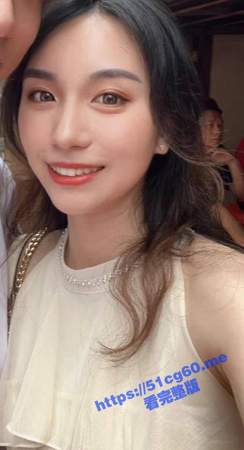 福建福州幼儿师范高等专科学校颜值校花 黄梦莹 极品身材蜜桃臀健身女神在金主身上驰骋！