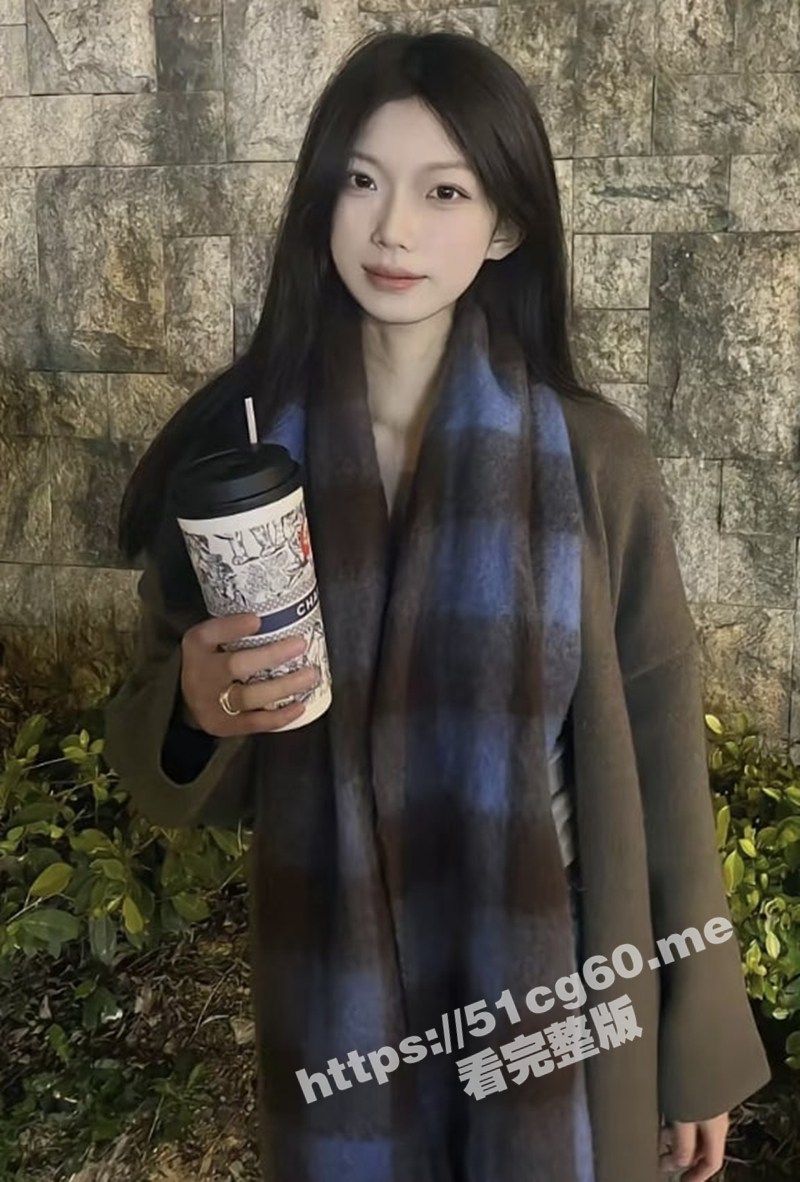 704.jpg