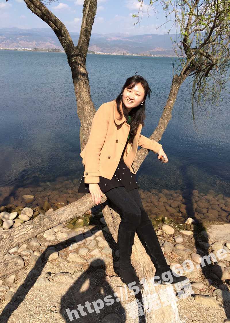 良家少妇控必备！知性微乳黑森林离异小少妇 石姐 被SM调教流出！