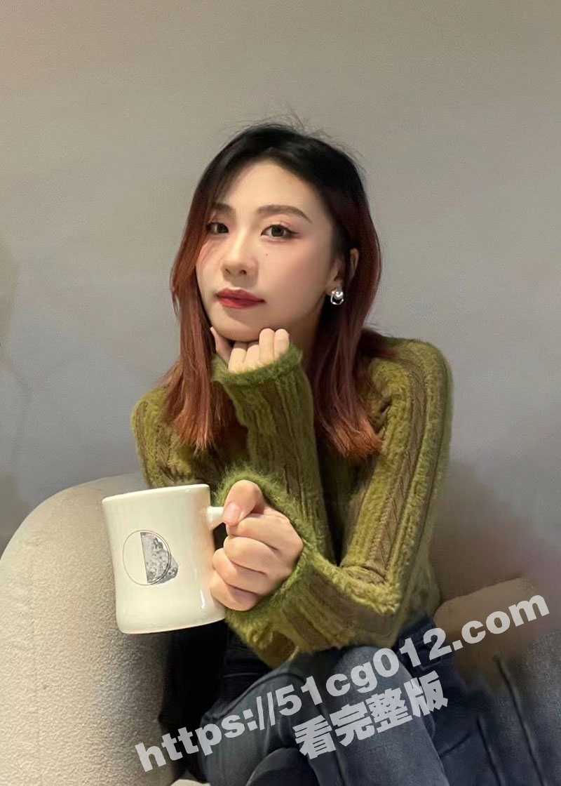 南京超级反差大美女 与社会纹身男友超多场合性爱自拍流出 多姿势爆操爽叫不停！