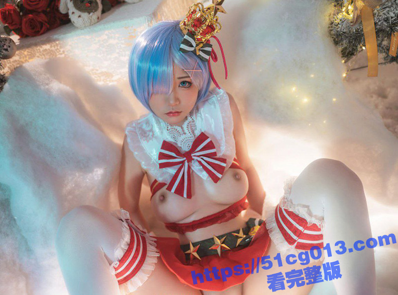 二次元超甜美少女 清纯萝莉白嫩可人 白嫩的无毛嫩穴 配上极致的骚表情 真是极尽享受啊