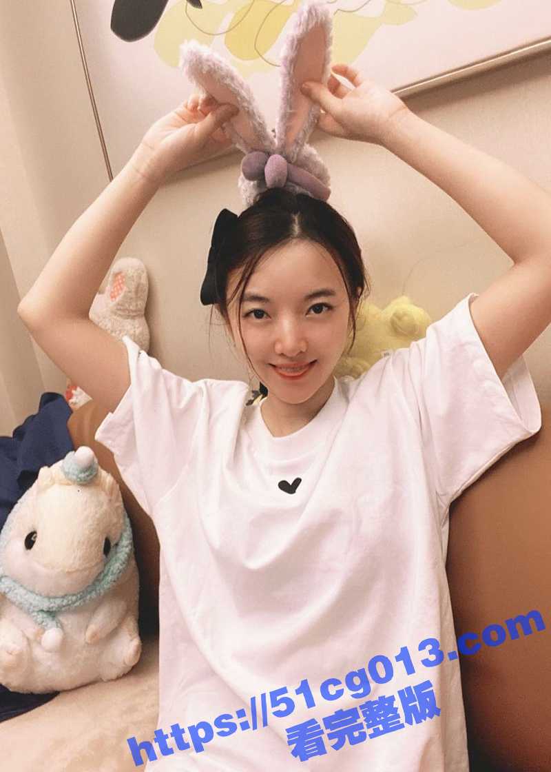 泉州师范学院 刘静芸 乖乖女学生妹被社会男友带到酒店开房啪啪 JK制服学妹被锁喉狂操！