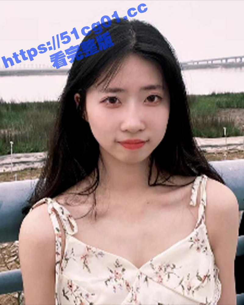 长沙大学刚毕业的美大学生 吴欣泽 穿着黑丝情趣衣被炮友暴力后入 妹妹被操得惨叫连连 属实有点遭不住