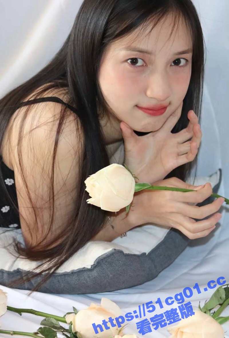 云南经济管理学院大三美女张若彤 颜值反差婊个子小性欲大 骑乘榨精插得特别深！