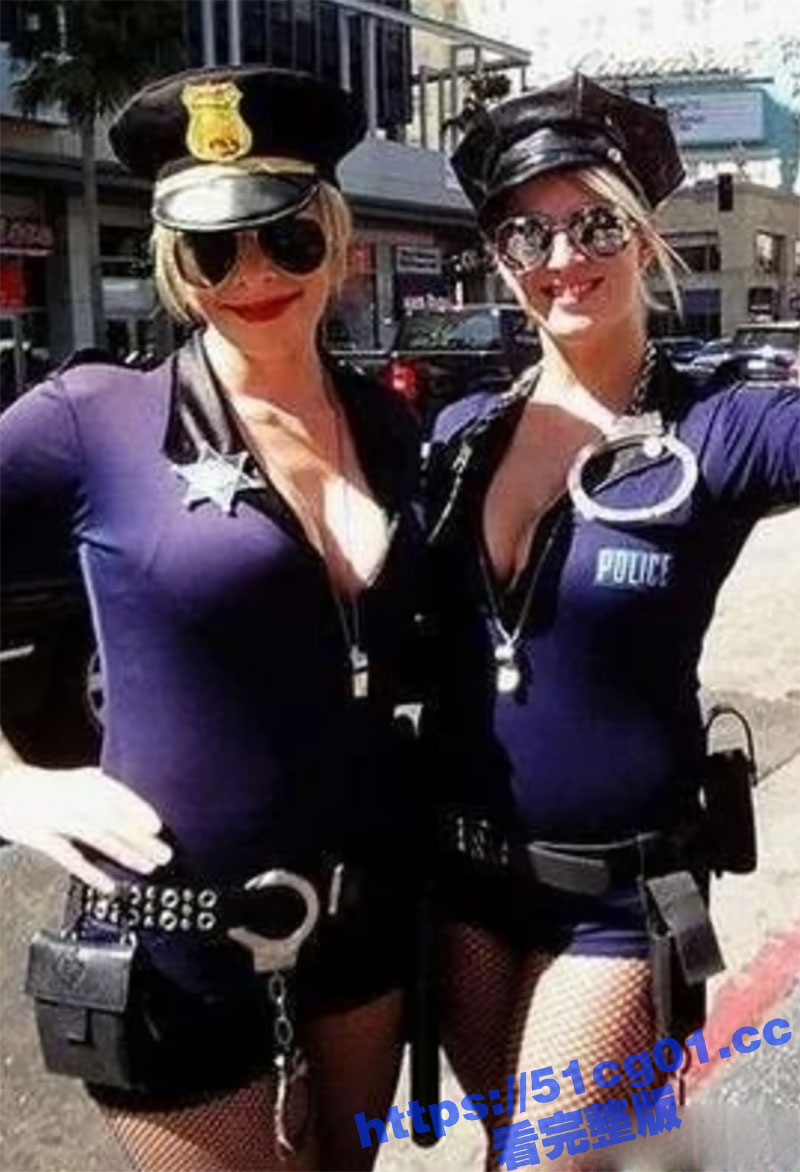 独家爆料！英国真实女狱警和服刑人员深喉口爆 女上位做爱 警务编号+露脸 骚货还带着结婚戒指！