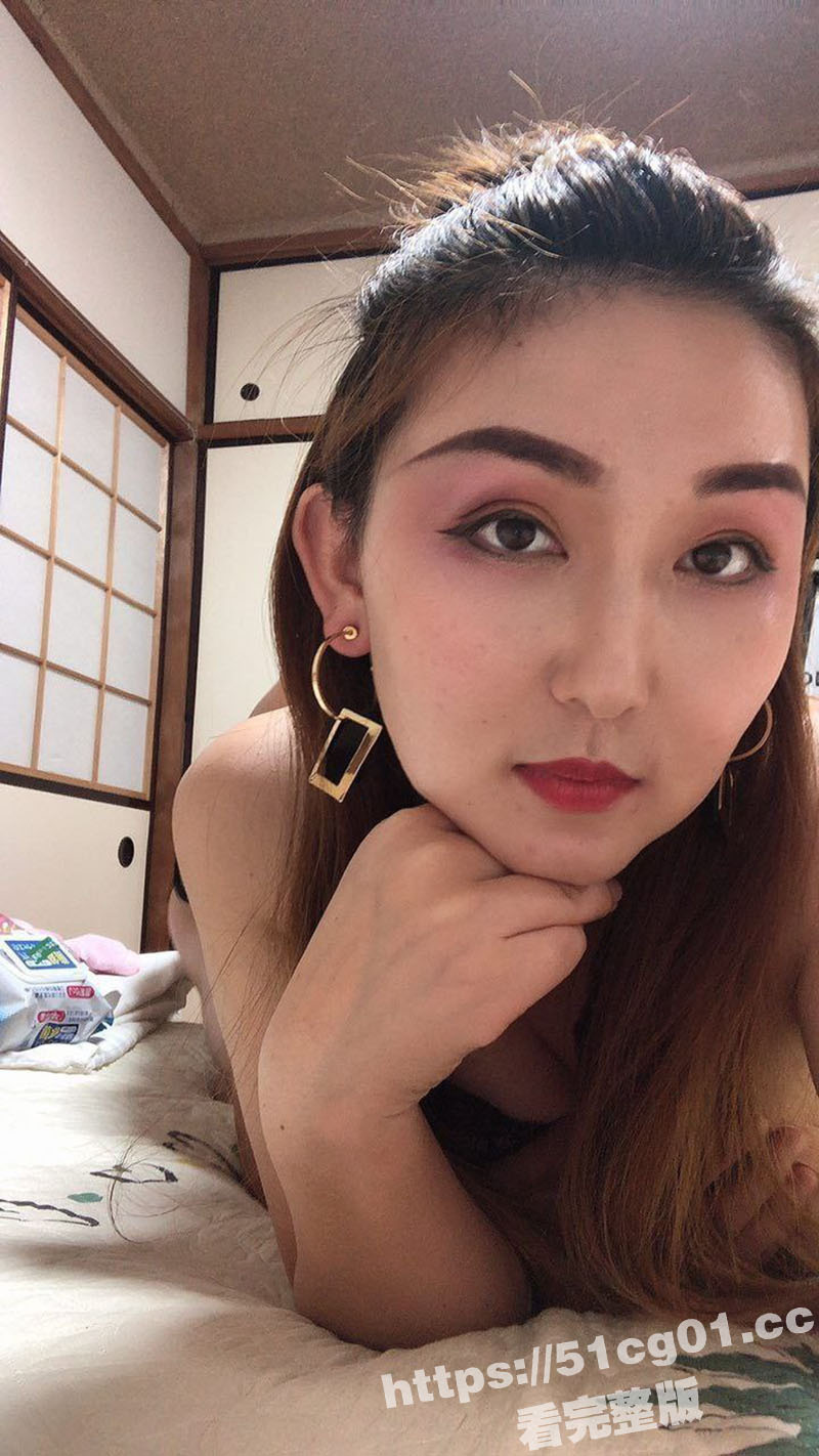 东北风骚熟妇 张燕 被老公投稿曝光 身材极品的长腿骚妇 到处约炮被操 最喜欢被操屁眼