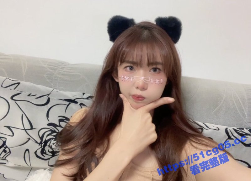 清纯学生妹 巨骚小母狗拥有天然巨乳 在家教自己身材和小穴非常极品