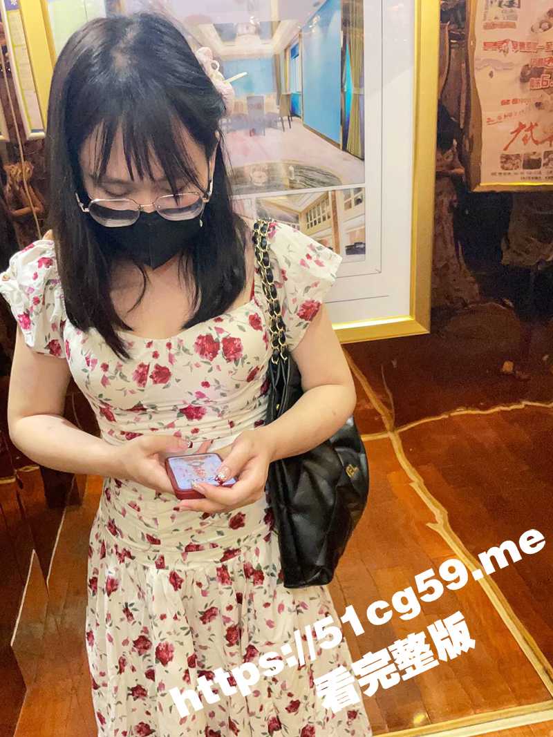 极品骚妻被猛男强吻猛烈打桩 全程高能淫语太骚！