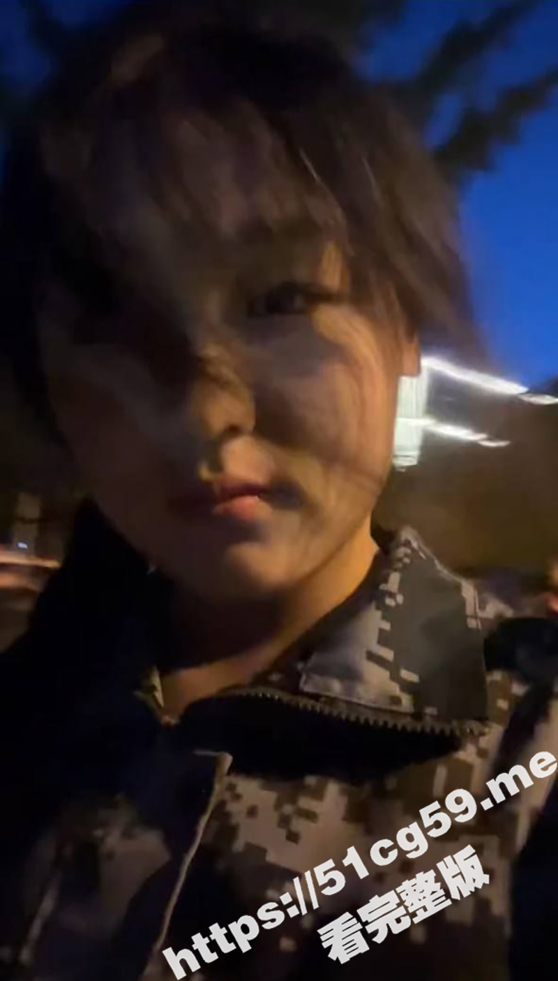 大学生小姨子与姐夫！徐工职生物制药大一女生 荣佳欣和姐夫性爱视频被曝光 家庭乱伦相当绝绝子！