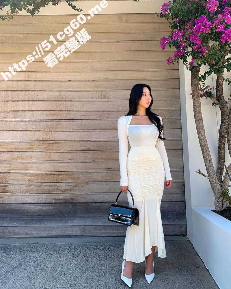 火爆全网泡良达人 金先生 约战百万粉丝极品微胖巨乳女神 朴善宇 酒店大战无套内射 海景房落地窗完整版视频流出