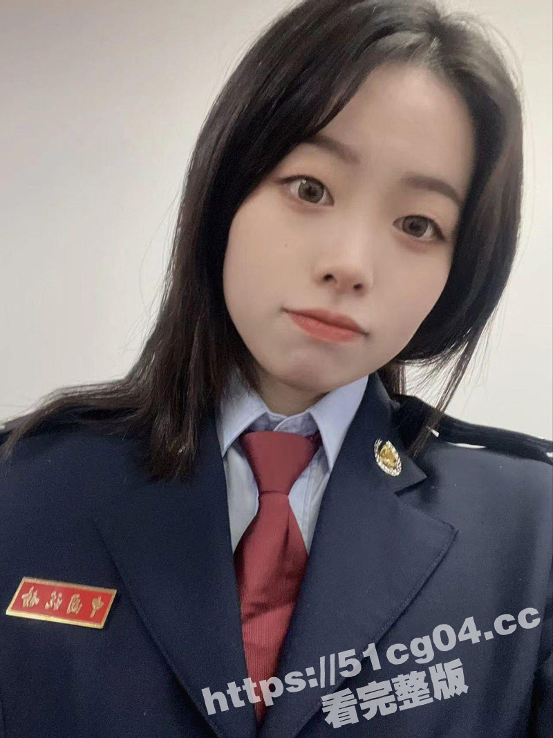 福州某区检察院 反差婊母狗 张诗苾 被曝光！高高再上的检察官 甘愿做主人的贱奴母狗精盆肉便器！