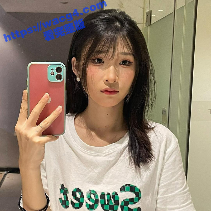 抖音超美女神小可 露脸与金主私拍做爱视频被你金主曝光 瓜友们有眼福了！！