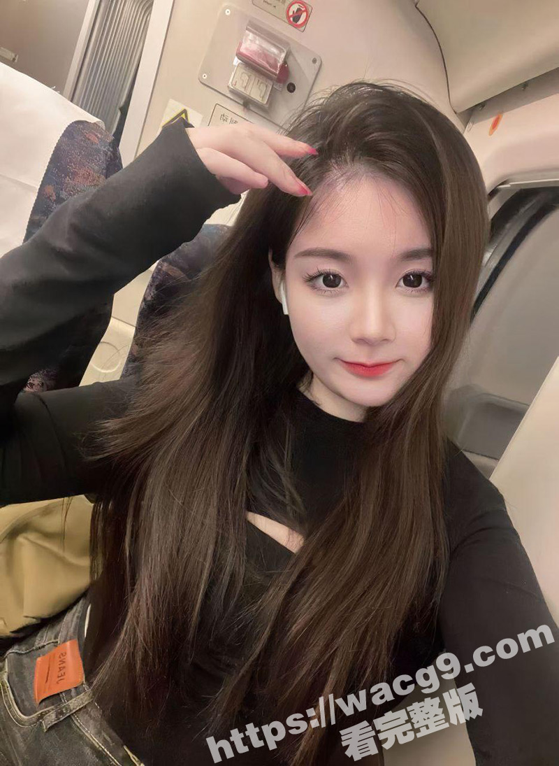 超高颜值极品美女 逼痒难耐 直接在商场的厕所手动止痒！所以这是不是主人的任务呢？