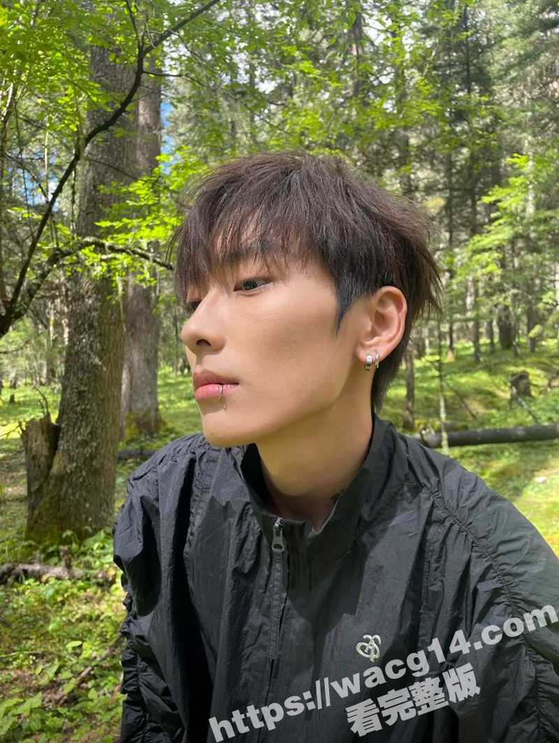 歌手郑润泽塌房事件！上午开演唱会下午约炮女粉丝 聊天记录不堪入目 不雅视频惨遭曝光！