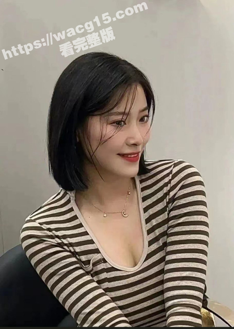 滴滴车后排醉酒少妇寂寞难耐 男友竟帮其抠逼 少妇一脸享受 没成想都被行车记录仪记录了下来！