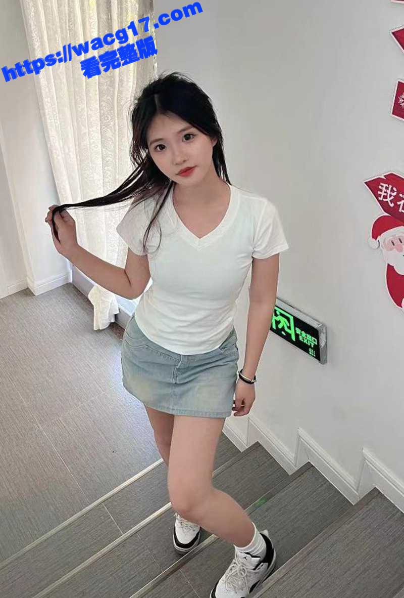 超嫩小学妹 吃鸡小M 下海 黑丝美腿道具自慰喷尿 骑乘无套啪啪狂射 淫穴被干出白浆 高潮不断！