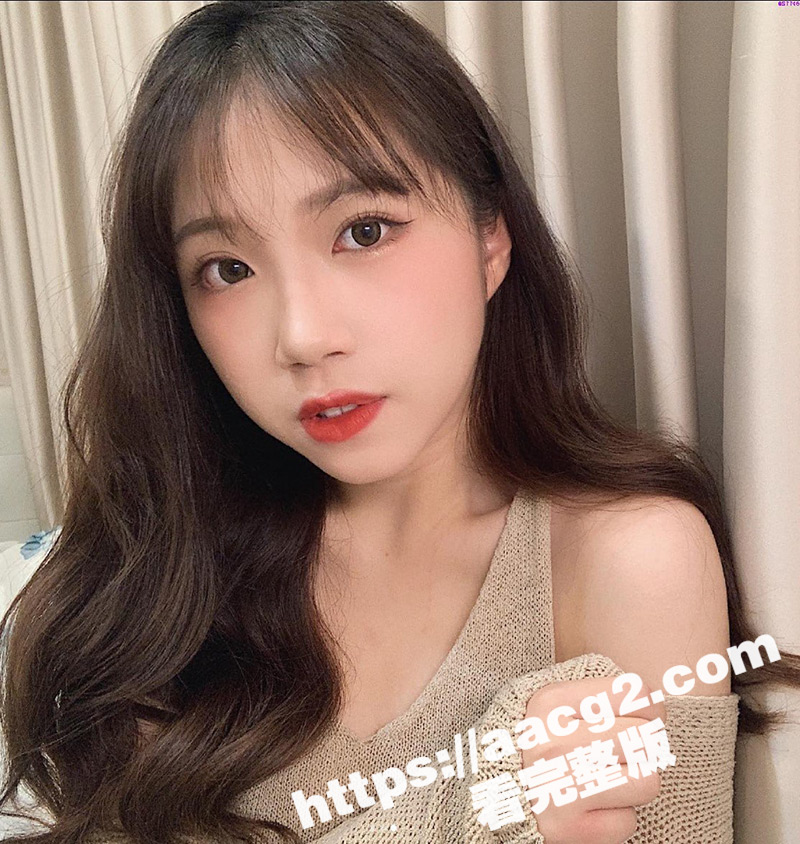 IG高颜值反差婊 小网美 和炮友自拍视频流出 床上功夫十分一流 做爱时一脸淫荡极具魅惑