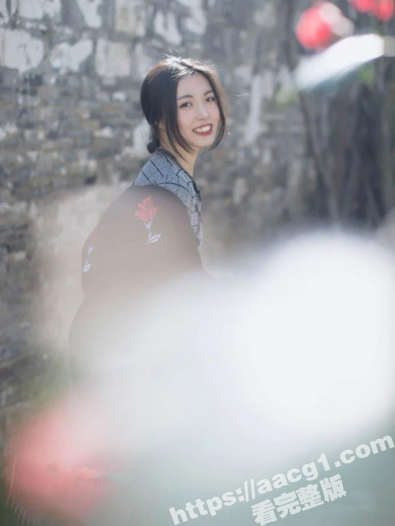 推特网黄 兔牙蛇蛇 跳蛋采访 少女镇蛇信子 配上吃鸡做爱视频 经典回顾