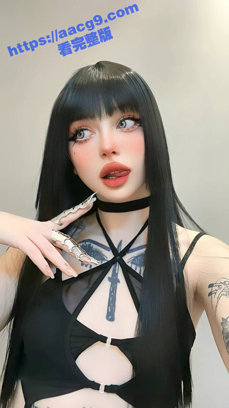 独家曝光 瓜友调教的俄罗斯少女 身材极品粉乳嫩穴 门口大胆露出阿黑颜自慰 骚到骨子里的母狗
