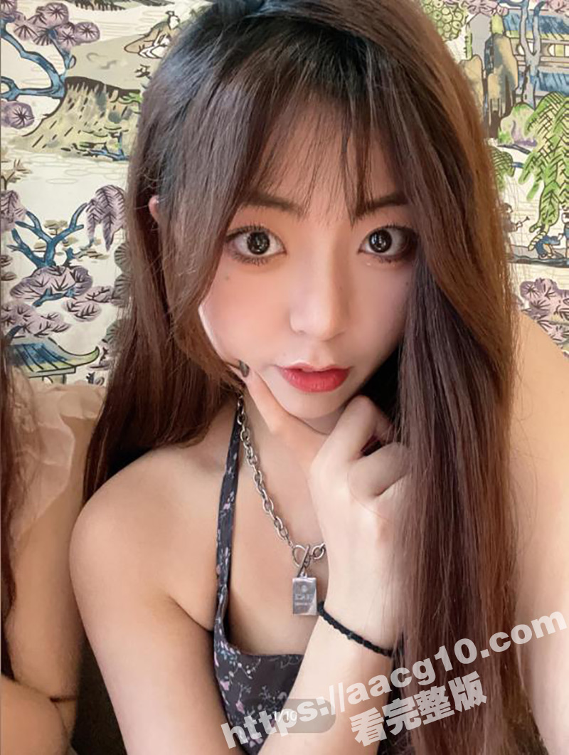 约炮中职校巨乳老师 嘴上说不要身体却很诚实 抱起来操时还担心脚受不受得了十分贴心 最后打桩爆操颜射脸上