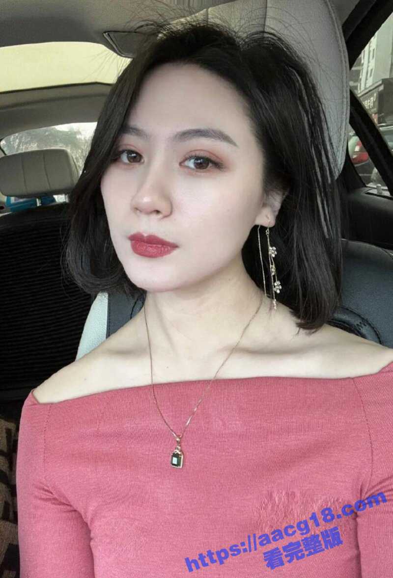 2_W_800px.jpg