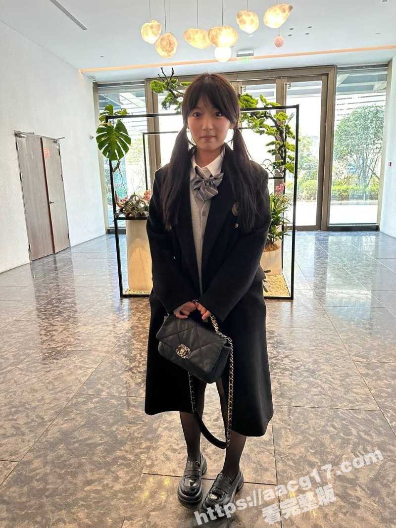 青涩学生妹至暗一夜 酒店被多人性虐轮操 跪地接受变态调教！