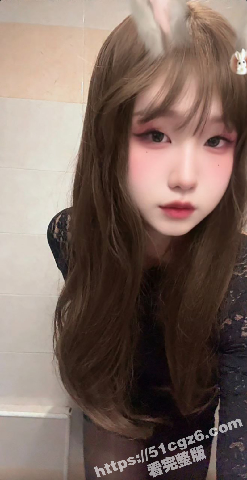 意大利留学生 刘慧沁 崇洋媚外骚婊 与各种大洋屌网友约炮视频泄密 长相甜美梨形身材小母狗 活好不粘人