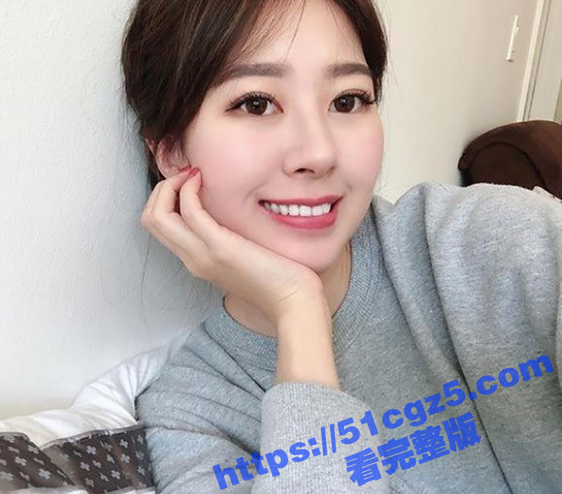 上海某公司21岁白领 李希颜 大姨妈期间与上司出差时被潜规则爆操 鲜血染红洁白的床单