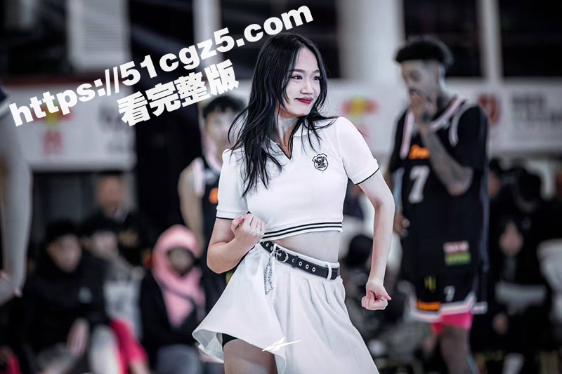 新年第一瓜!福建华侨大学 啦啦队成员 应亚菲 跨年夜出轨偷情 被炮友拍下大量不雅视频 发给其男友疯狂挑衅