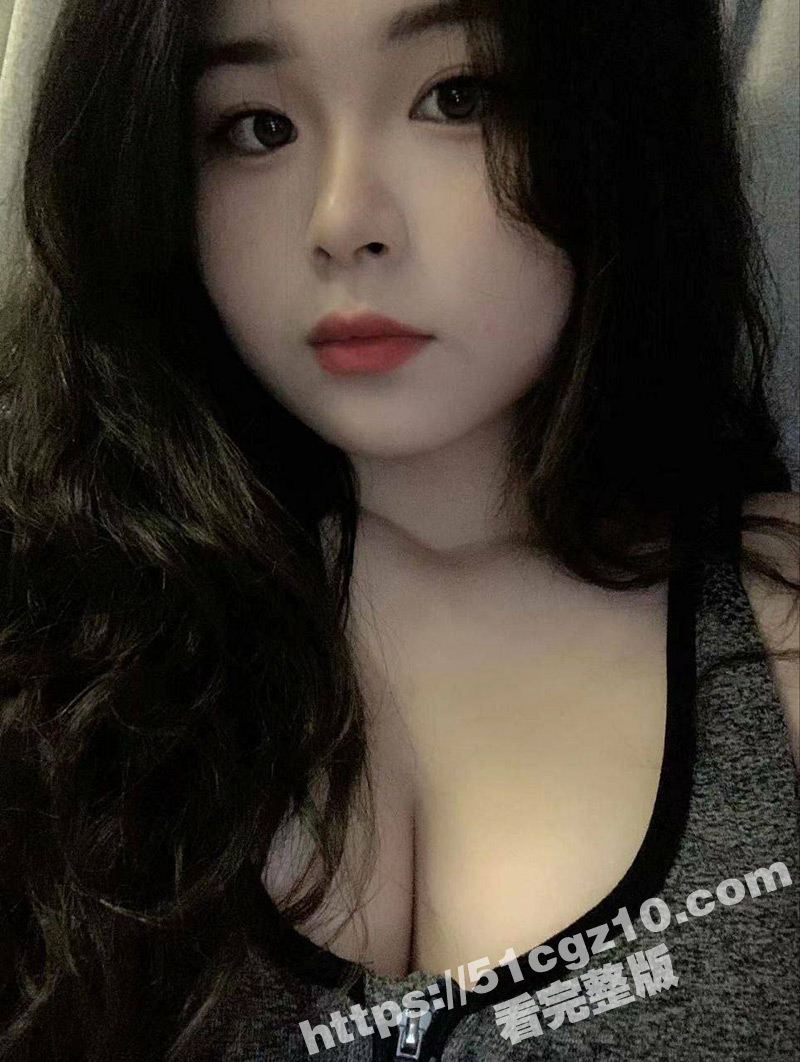 武汉师范大学大一新生 苏芮 18岁巨乳反差母狗 被两千元开发 全裸掰穴扣出白浆