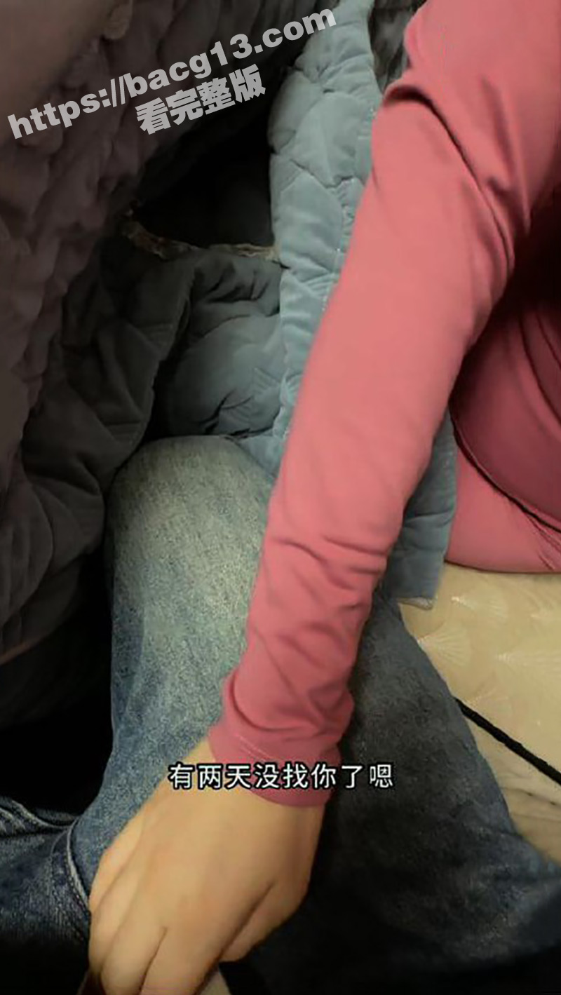 海角 姐姐的奶味 新作 老姐真的骚起来了 直接在门口跪着等我 看见鸡巴直接开舔