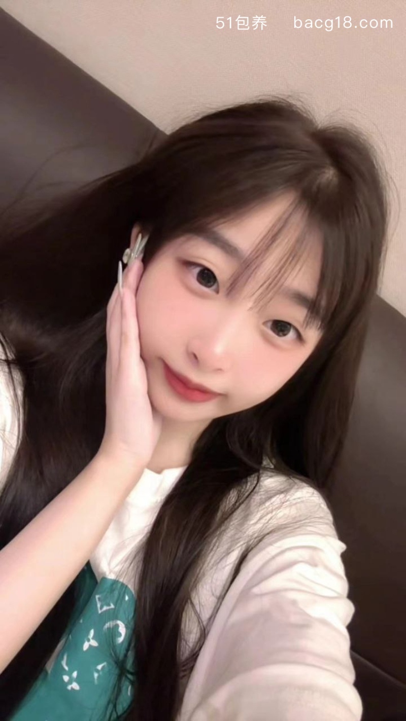2_W_800px.jpg