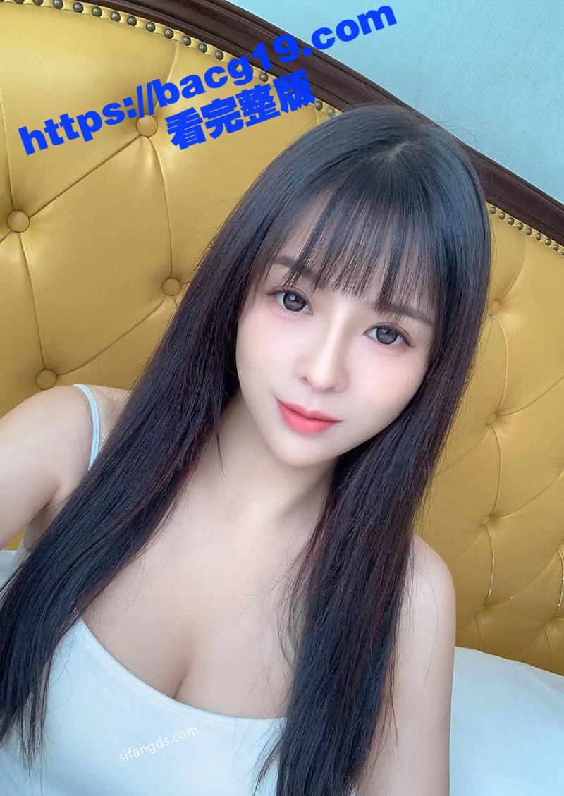 高颜值御姐主播 线下约炮服侍金主 做爱视频遭流出 多种情趣装与金主床战淫叫 舔屌深喉3P肉搏玩到嗨