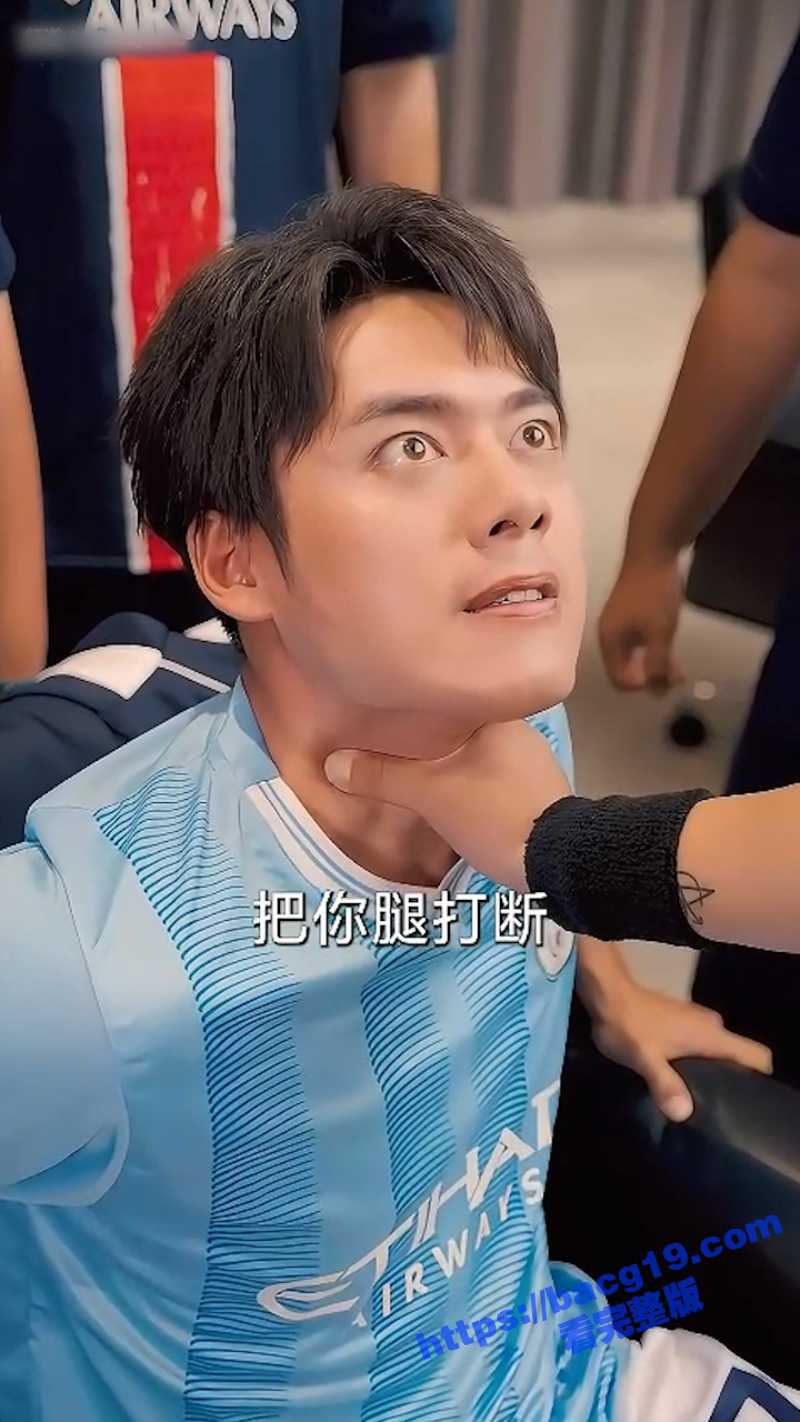 4_W_800px.jpg