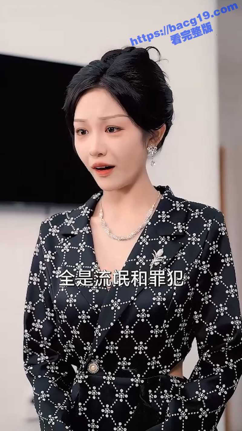 7_W_800px.jpg