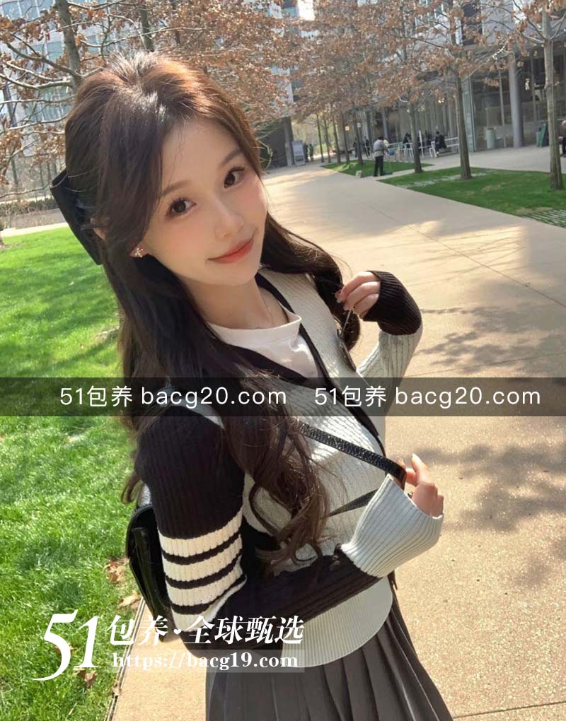 51包养 高端私人定制 | CQ022703 重庆学院派清纯嫩妹 质量保真 假一赔十