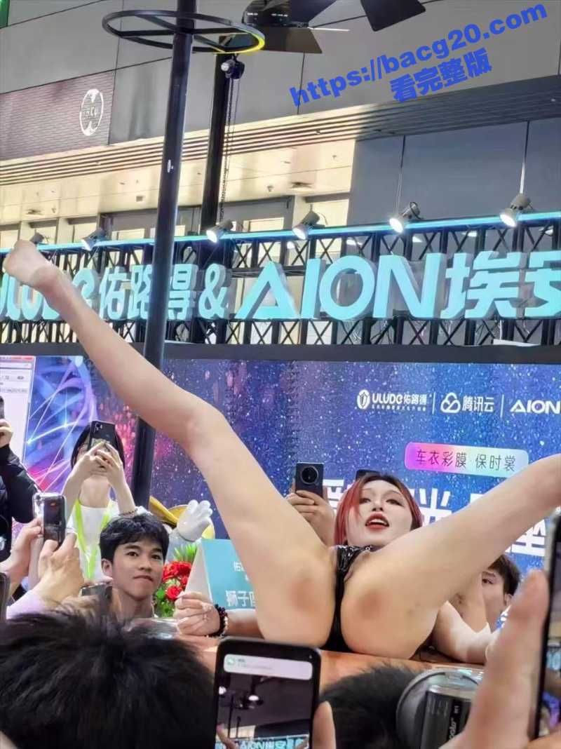 5_W_800px.jpg