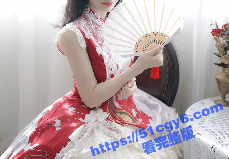 萝莉福利姬 铃木美咲 新作乱世香华上卷 洛丽塔白丝 模拟口交足交 各种花活玩弄假屌！